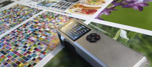 Le soluzioni di Color Management CGS ORIS coprono totalmente le esigenze colorimetriche per la stampa digitale ed offset.